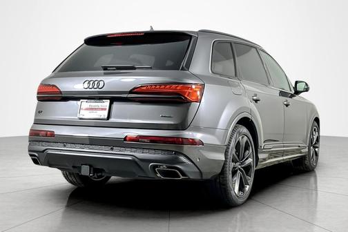 2026 Audi Q7 55 Premium Plus