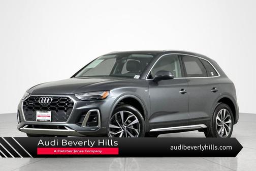 Daytona Gray Pearl Effect 2023 Audi Q5 45 S line Premium Plus