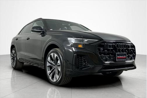 2025 Audi Q8 55 Premium
