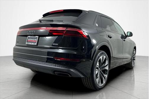 2025 Audi Q8 55 Premium