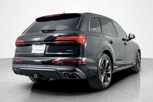 2026 Audi Q7 55 Premium Plus