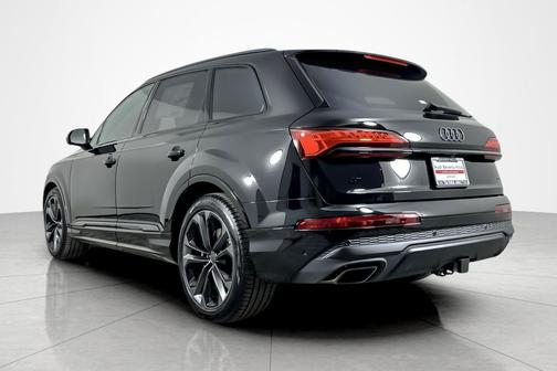 2026 Audi Q7 55 Premium Plus