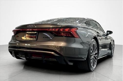 2025 Audi S e-tron GT Premium Plus