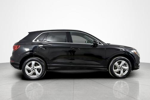 2021 Audi Q3 40 Premium