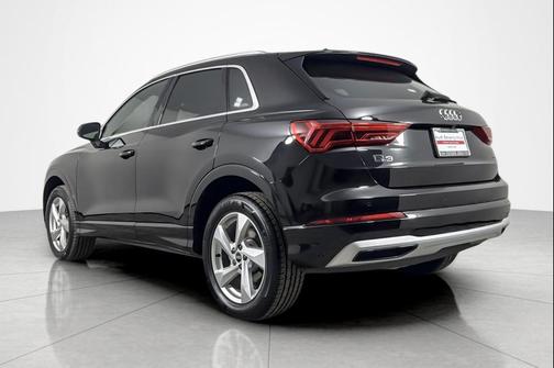 2021 Audi Q3 40 Premium
