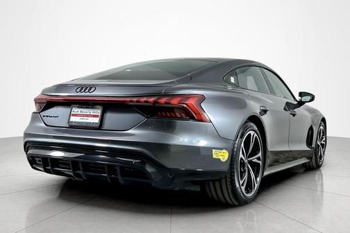 2022 Audi e-tron GT Premium Plus
