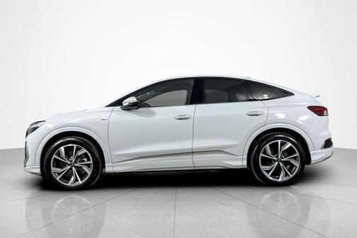 2024 Audi Q4 e-tron Sportback Premium Plus 55 quattro