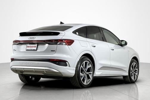 2024 Audi Q4 e-tron Sportback Premium Plus 55 quattro