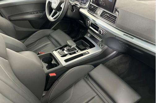 2024 Audi Q5 45 S line Premium Plus