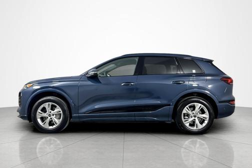 2025 Audi Q6 e-tron Premium
