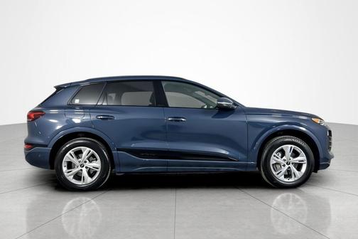 2025 Audi Q6 e-tron Premium