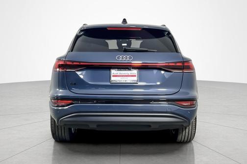 2025 Audi Q6 e-tron Premium
