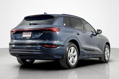 2025 Audi Q6 e-tron Premium