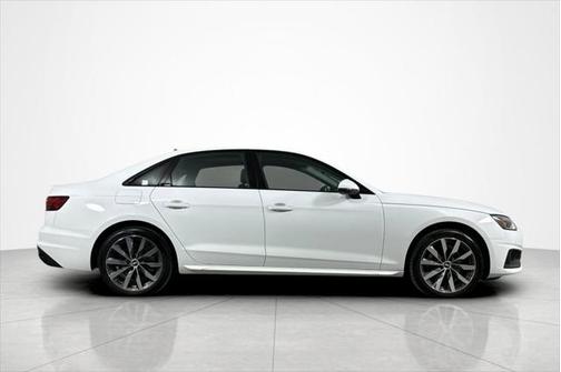 2022 Audi A4 40 Premium Plus