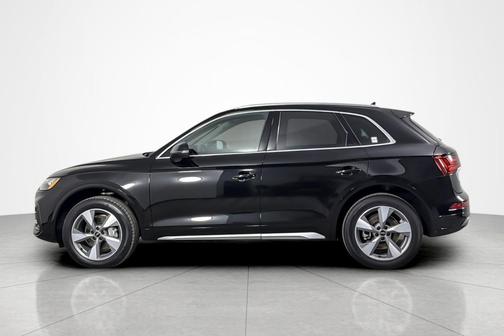 2023 Audi Q5 40 Premium Plus