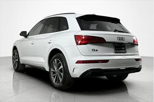 2024 Audi Q5 45 S line Premium