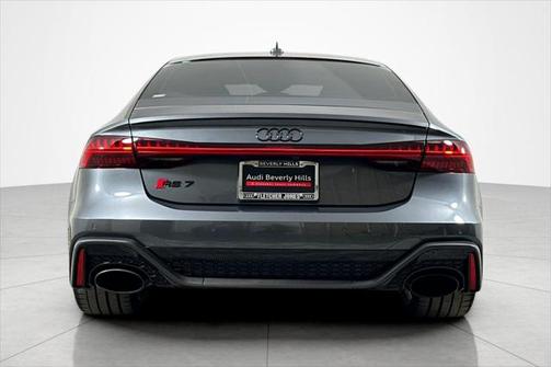 2025 Audi RS 7 4.0T Performance