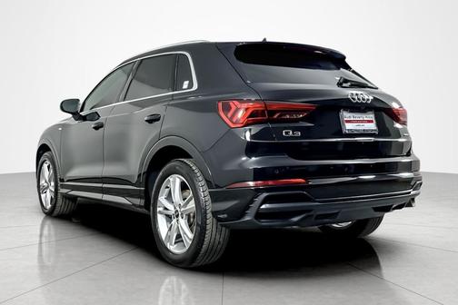 2022 Audi Q3 45 S line Premium Plus