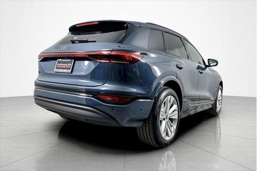 2025 Audi Q6 e-tron Premium Plus