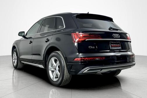 2023 Audi Q5 40 Premium