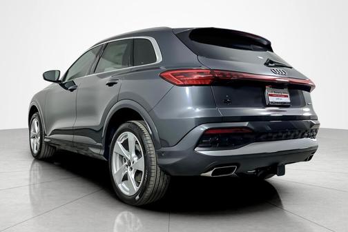 2025 Audi Q5 Premium Plus