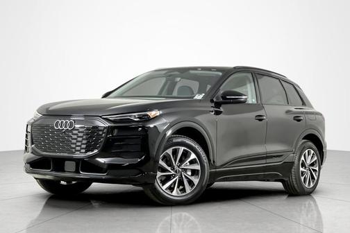 2025 Audi Q6 e-tron Premium quattro