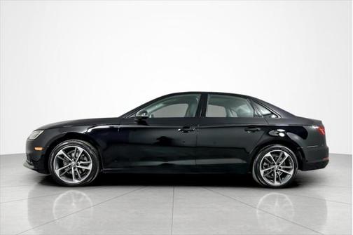 2019 Audi A4 40 Titanium Premium