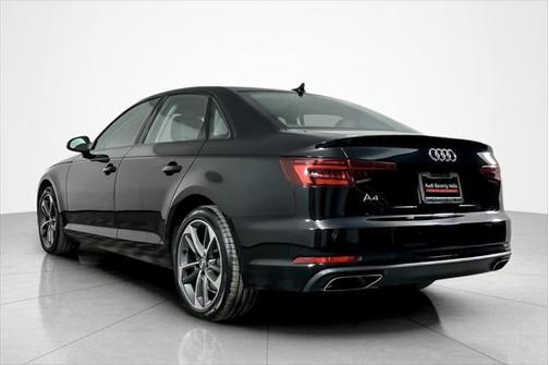 2019 Audi A4 40 Titanium Premium