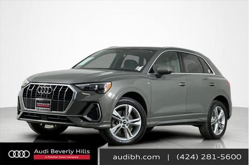 2022 Audi Q3 45 S line Premium