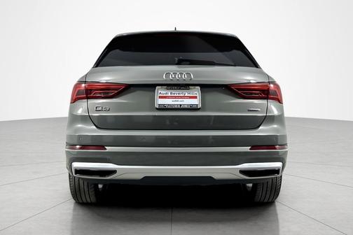 2022 Audi Q3 40 Premium