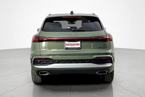 2025 Audi Q5 Premium TFSI quattro S tronic
