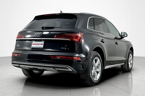 2023 Audi Q5 40 Premium