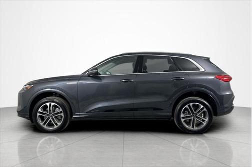 2025 Audi Q5 Premium