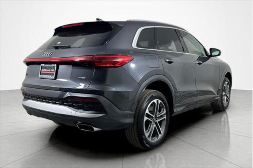 2025 Audi Q5 Premium
