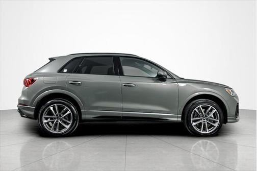 2024 Audi Q3 Premium 45 TFSI S line quattro Tiptronic