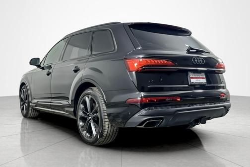 2026 Audi Q7 55 Premium Plus