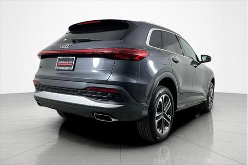 2025 Audi Q5 Premium