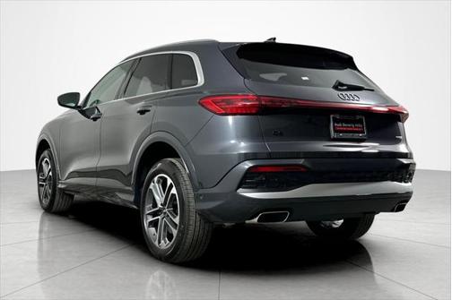 2025 Audi Q5 Premium