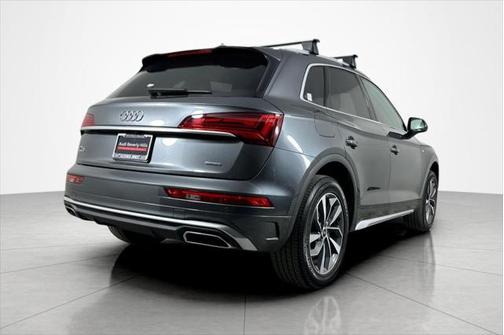 2022 Audi Q5 45 S line Premium Plus