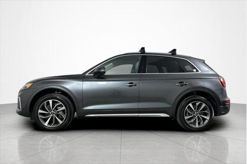2022 Audi Q5 45 S line Premium Plus