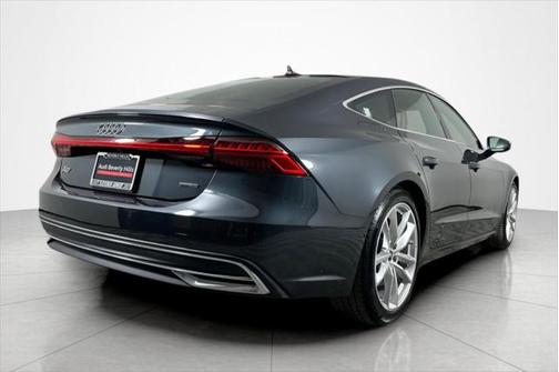 2022 Audi A7 55 Premium Plus