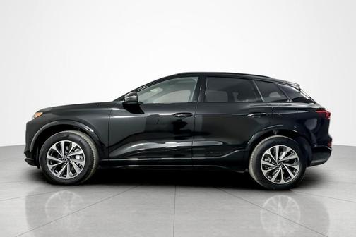 Mythos Black Metallic 2027 Audi Q6 e-tron Premium quattro