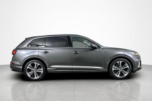 2023 Audi Q7 55 Prestige