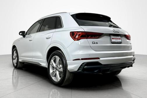 2022 Audi Q3 45 S line Premium Plus