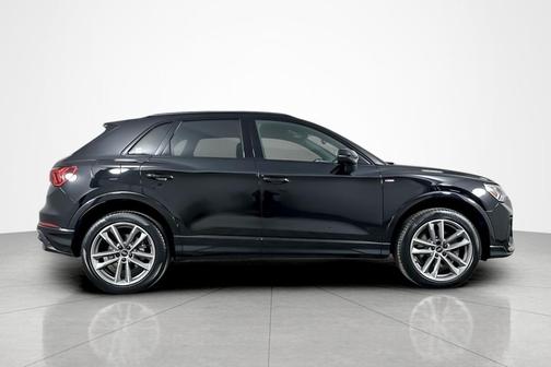 2025 Audi Q3 S line Premium