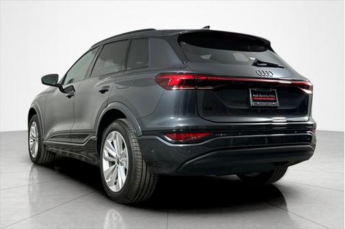 2025 Audi Q6 e-tron Premium
