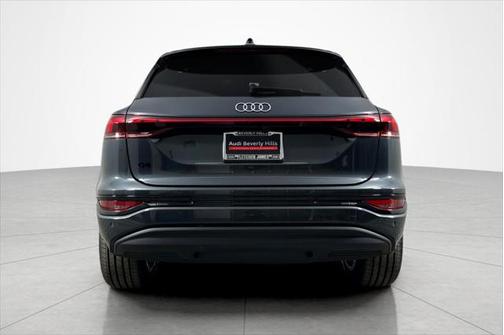 2025 Audi Q6 e-tron Premium
