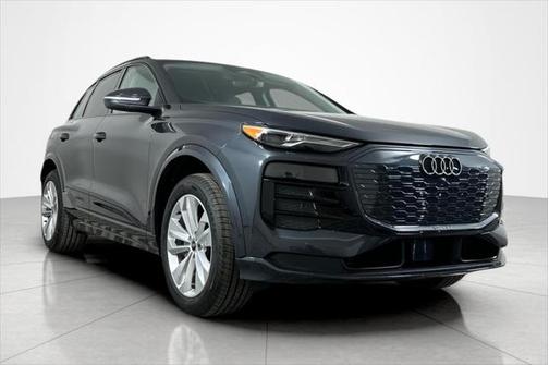 2025 Audi Q6 e-tron Premium