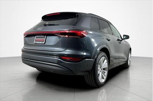 2025 Audi Q6 e-tron Premium