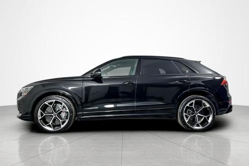 2025 Audi RS Q8 4.0T